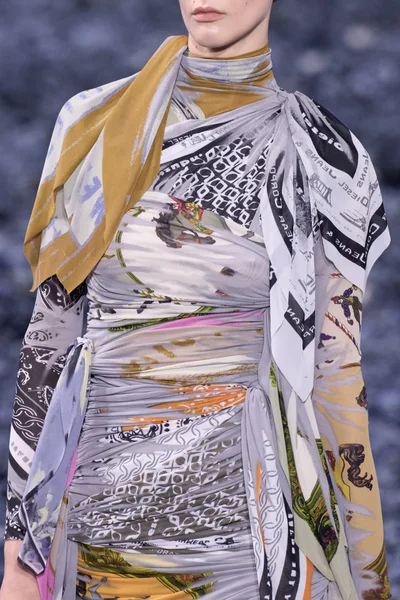 Look 85